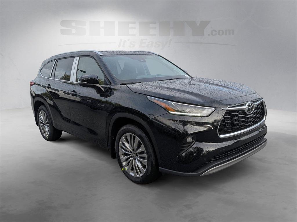 new 2025 Toyota Highlander car, priced at $54,220