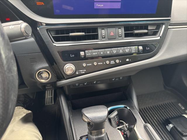 used 2023 Lexus ES 300h car, priced at $39,988
