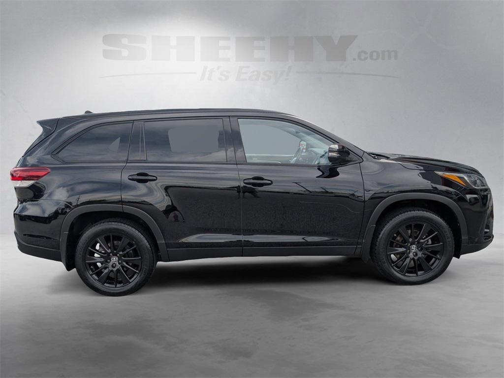 used 2019 Toyota Highlander car, priced at $24,988