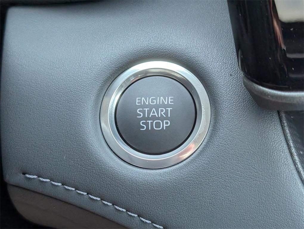 new 2025 Toyota Highlander car, priced at $47,813