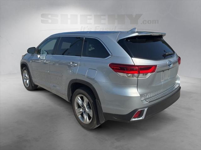 used 2019 Toyota Highlander Hybrid car, priced at $31,988
