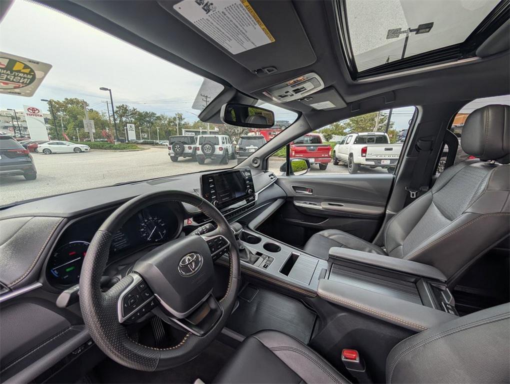 used 2024 Toyota Sienna car, priced at $42,988