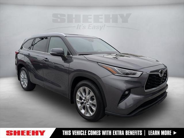 used 2021 Toyota Highlander car, priced at $37,788