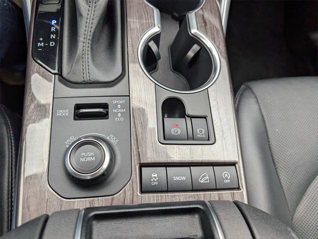 used 2021 Toyota Highlander car, priced at $37,788