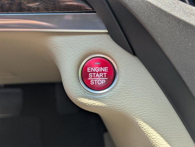 used 2020 Acura MDX car, priced at $30,970