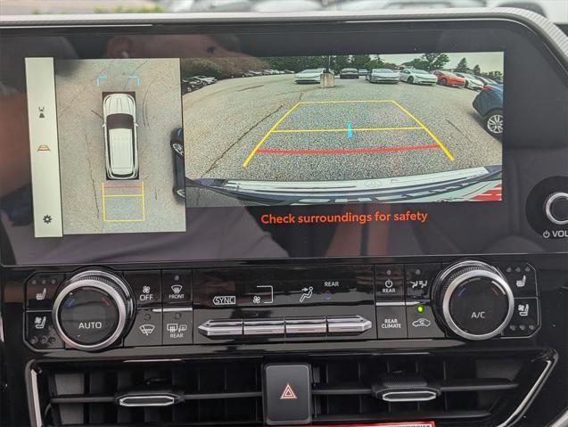 new 2025 Toyota Highlander car, priced at $53,675