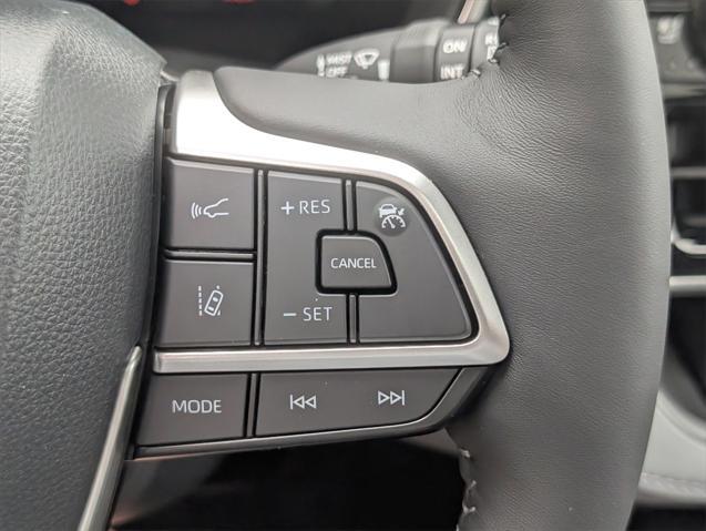 new 2025 Toyota Highlander car, priced at $53,675