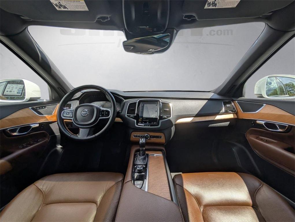 used 2022 Volvo XC90 car, priced at $32,770