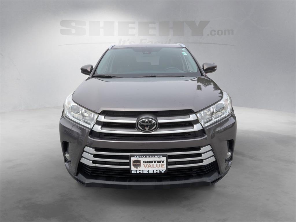 used 2019 Toyota Highlander car, priced at $23,970