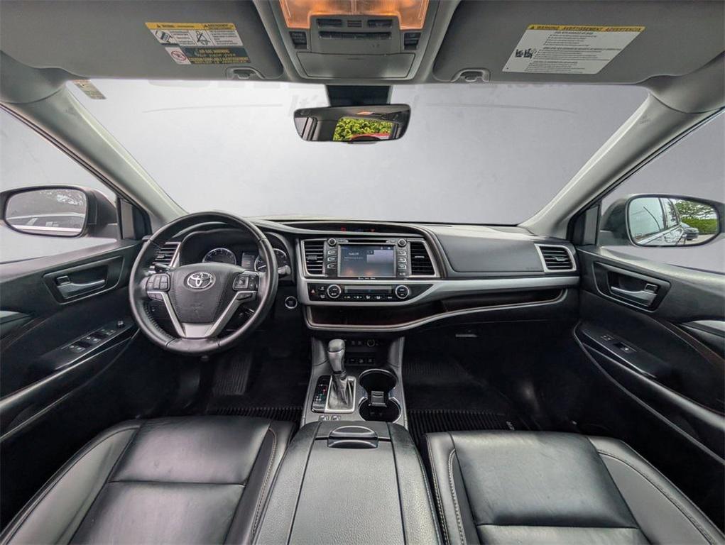 used 2019 Toyota Highlander car, priced at $23,970