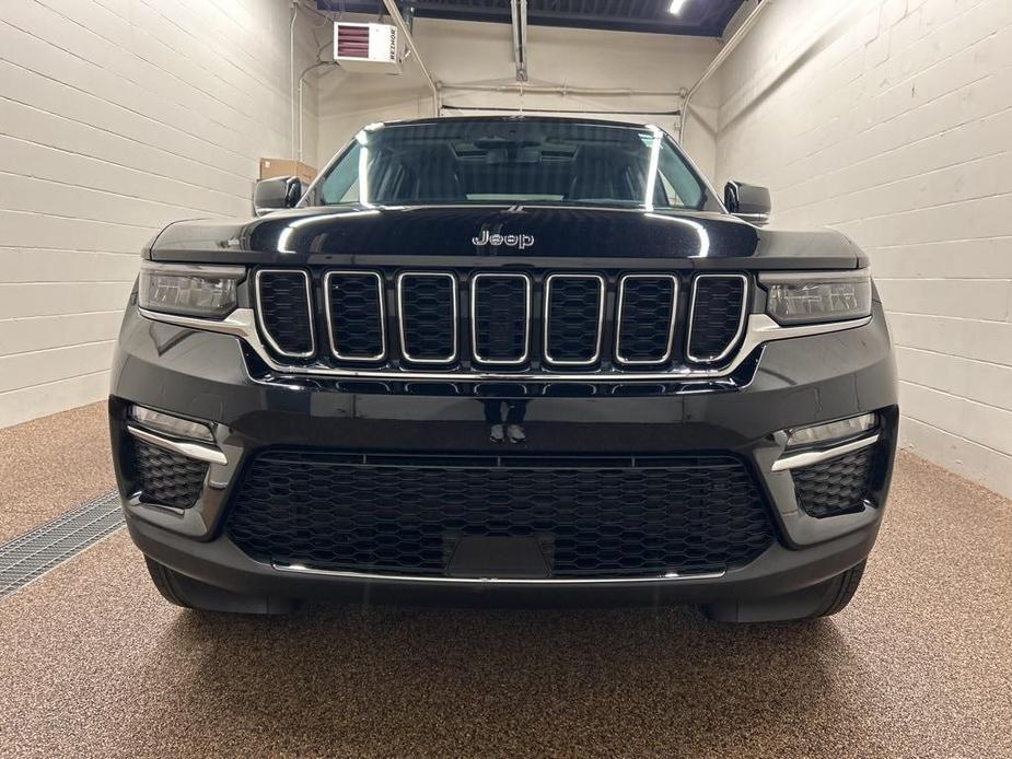 used 2022 Jeep Grand Cherokee car, priced at $32,392
