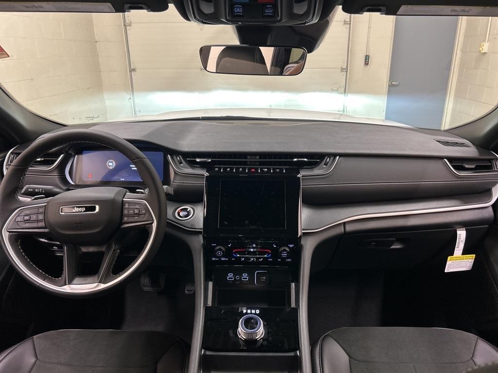 new 2025 Jeep Grand Cherokee L car, priced at $44,208