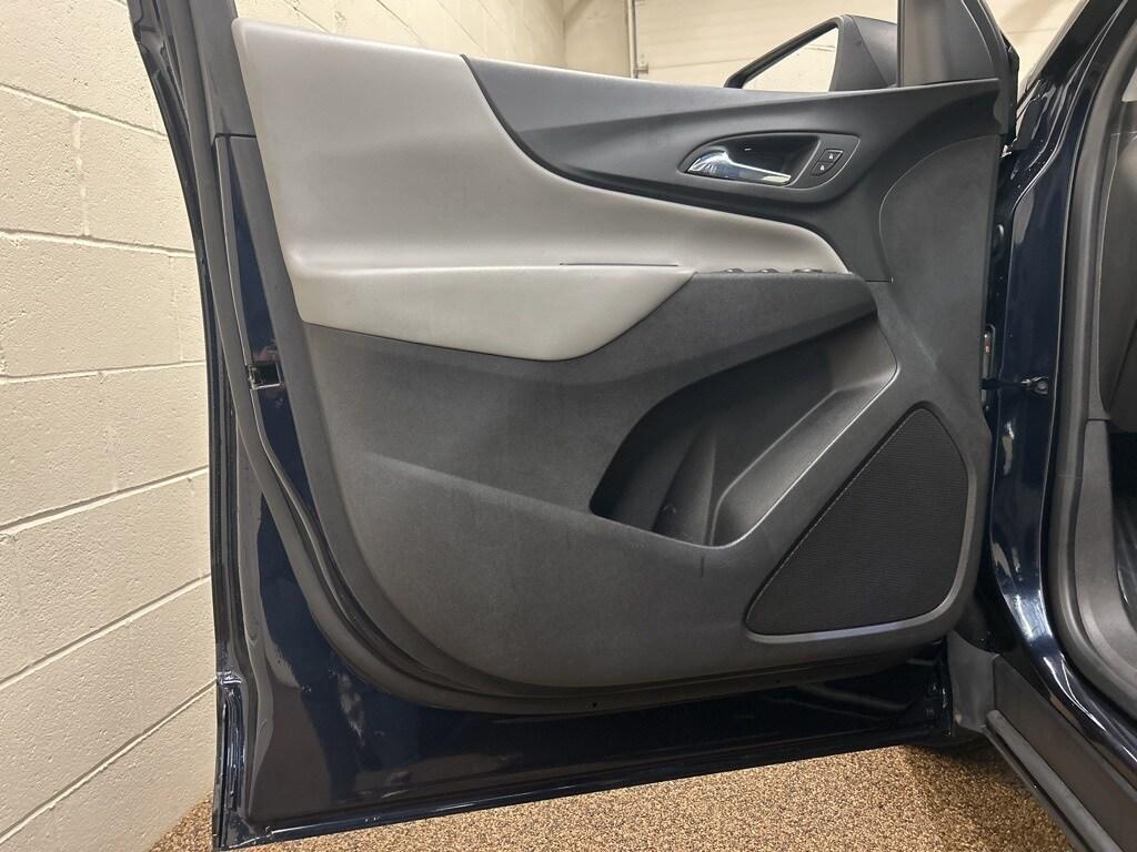 used 2021 Chevrolet Equinox car, priced at $22,990