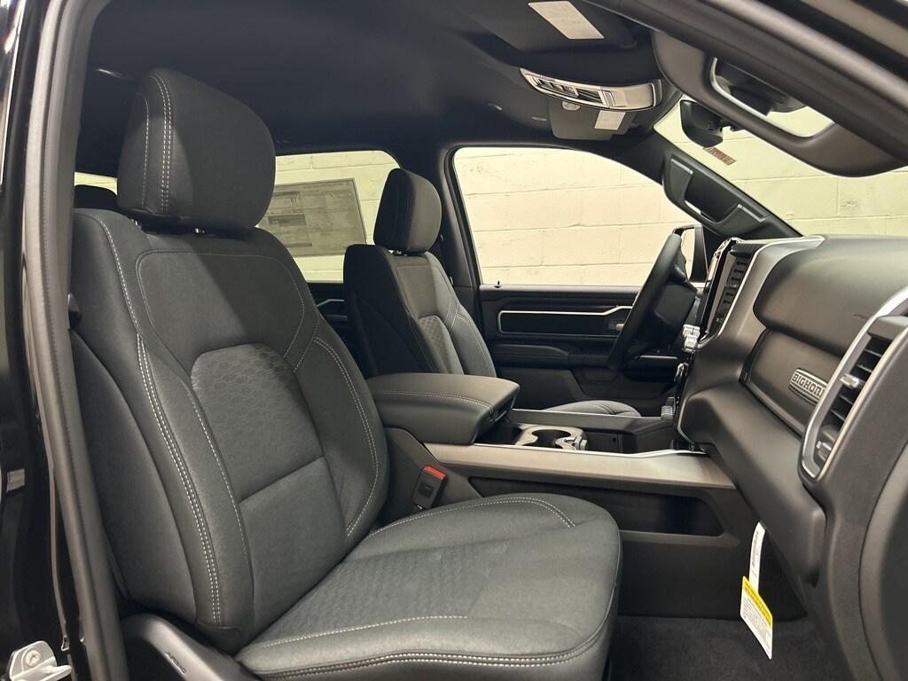 new 2025 Ram 1500 car