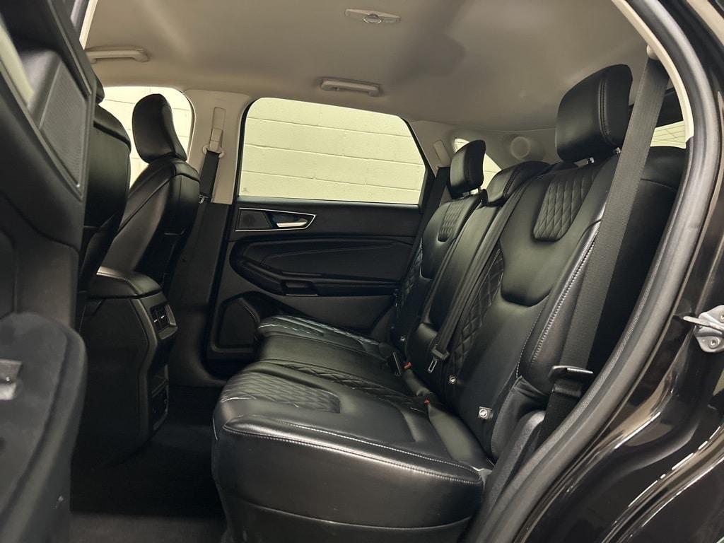 used 2023 Ford Edge car, priced at $25,000
