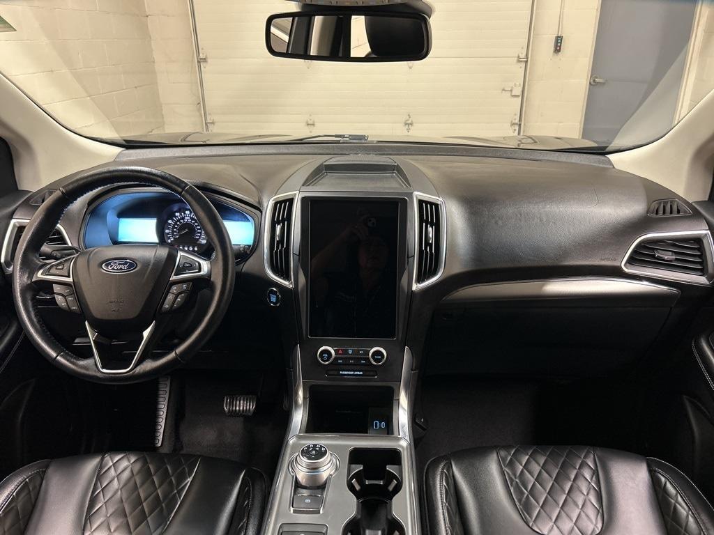 used 2023 Ford Edge car, priced at $25,000