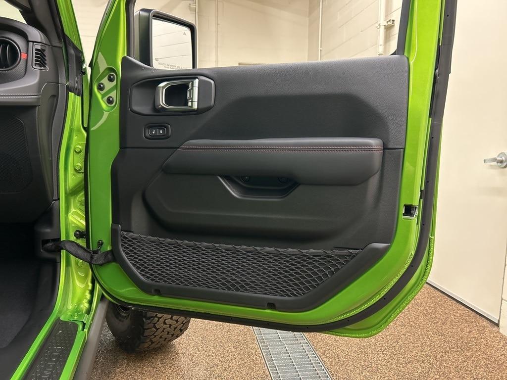 new 2025 Jeep Wrangler car, priced at $69,353
