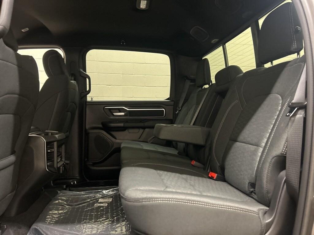 new 2025 Ram 1500 car