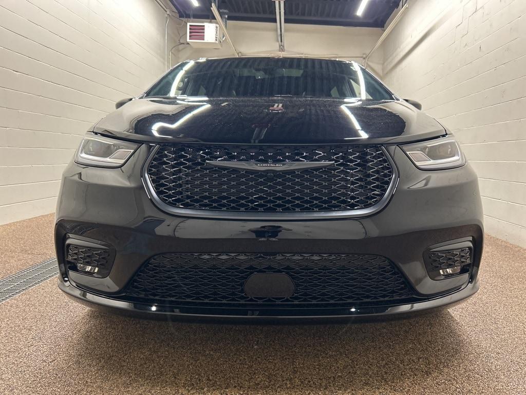 new 2026 Chrysler Pacifica car, priced at $47,355