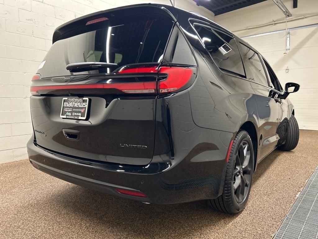 new 2026 Chrysler Pacifica car, priced at $47,355