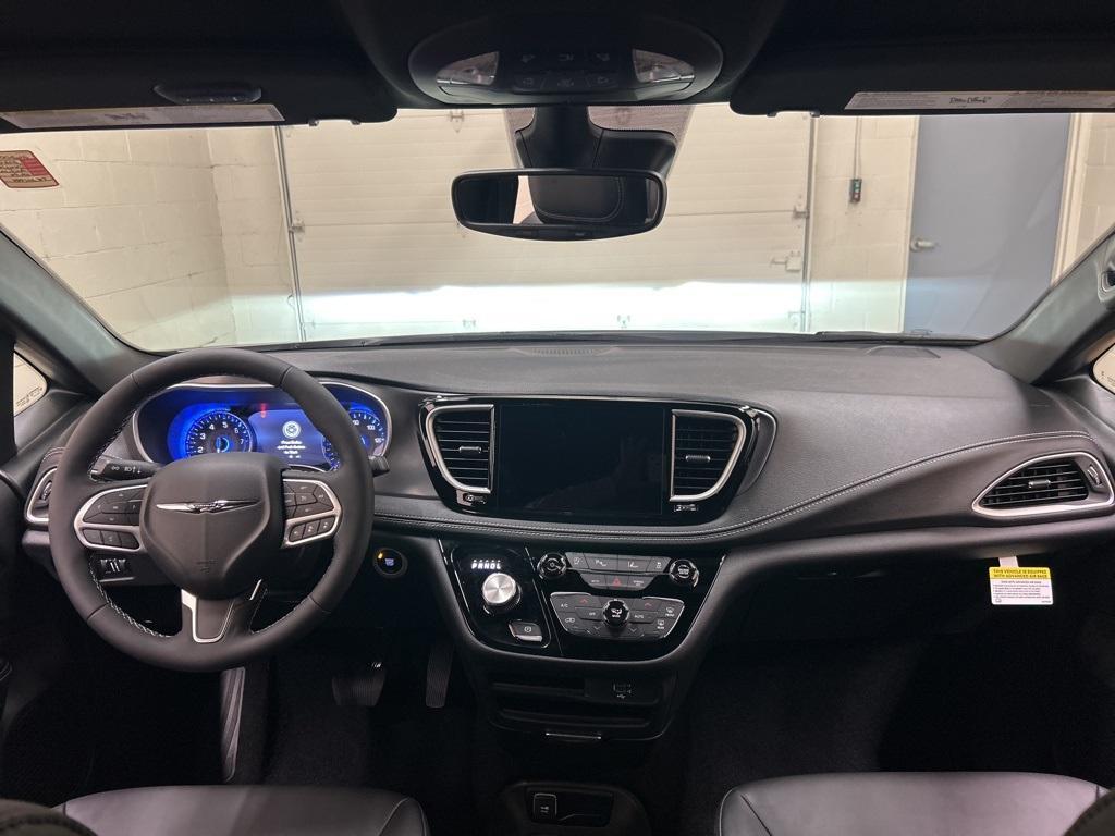 new 2026 Chrysler Pacifica car, priced at $40,097