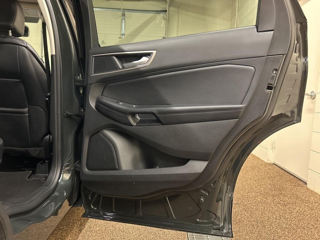 used 2023 Ford Edge car, priced at $24,000