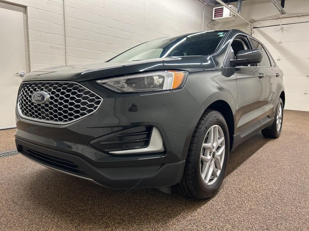 used 2023 Ford Edge car, priced at $23,500
