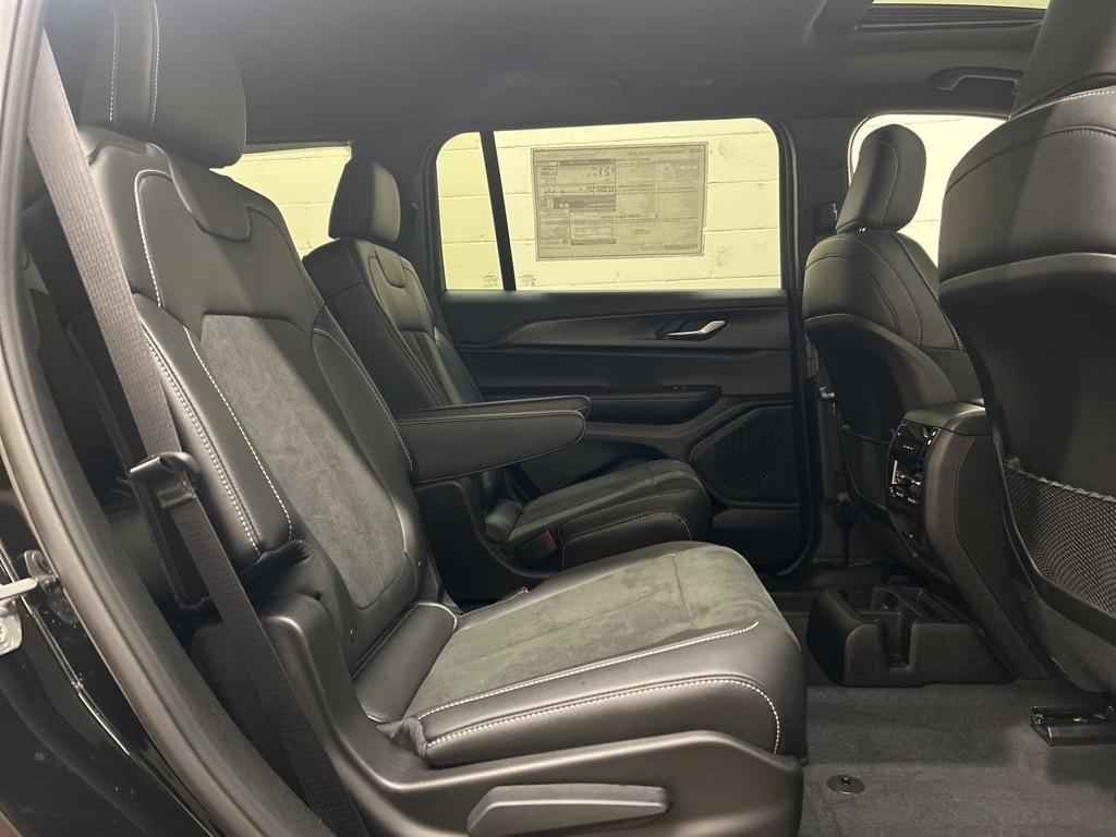 new 2025 Jeep Grand Cherokee L car, priced at $44,866