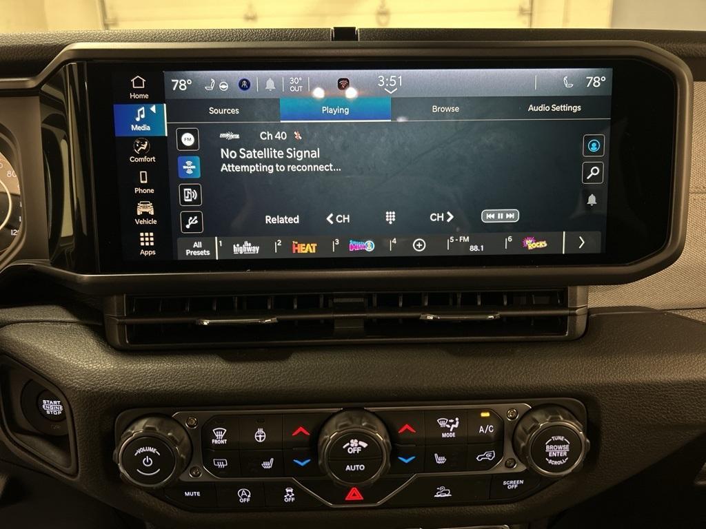 new 2026 Jeep Gladiator car, priced at $48,737