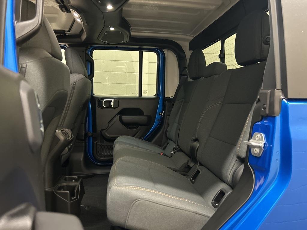 new 2026 Jeep Gladiator car, priced at $48,737