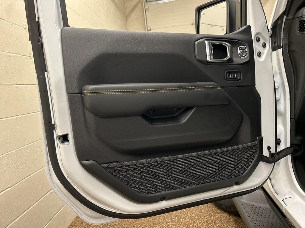 new 2026 Jeep Wrangler car, priced at $55,104