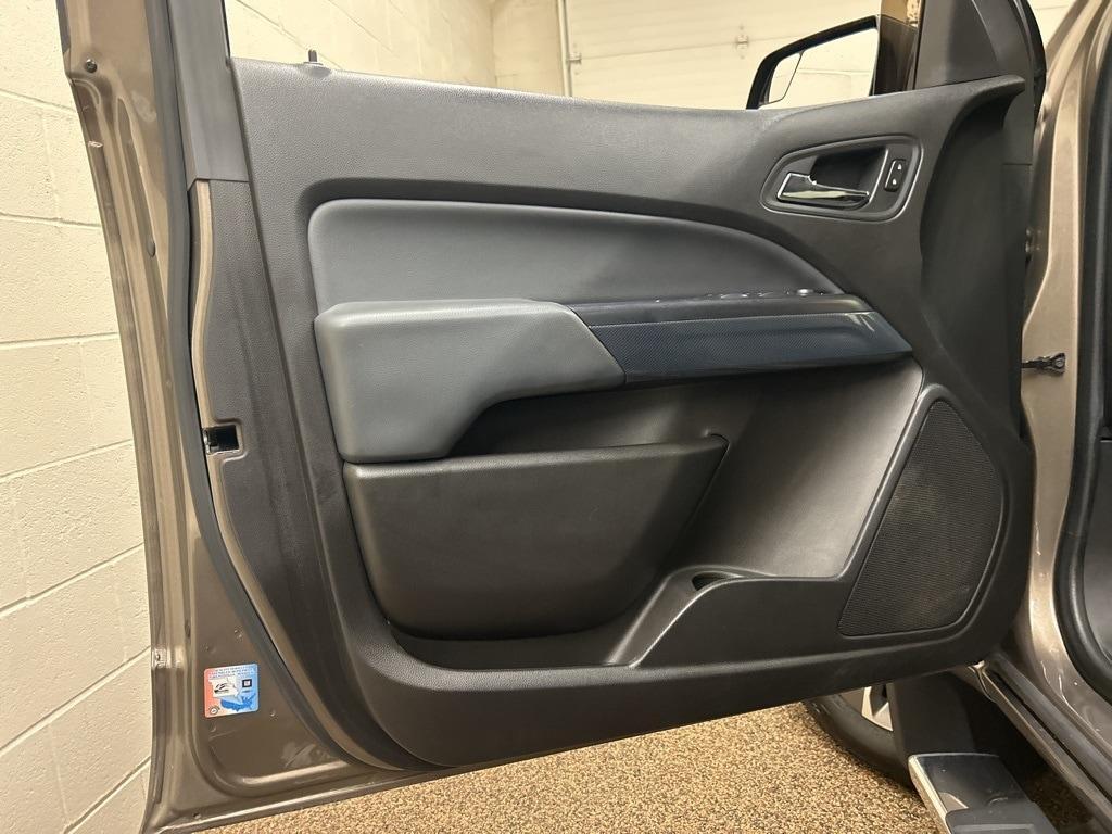 used 2015 Chevrolet Colorado car, priced at $15,000