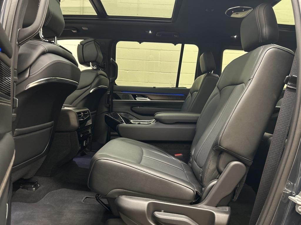 new 2024 Jeep Grand Wagoneer car, priced at $89,217