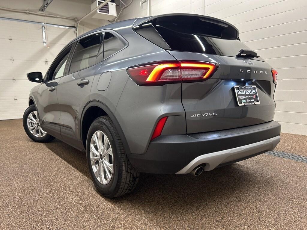 used 2025 Ford Escape car