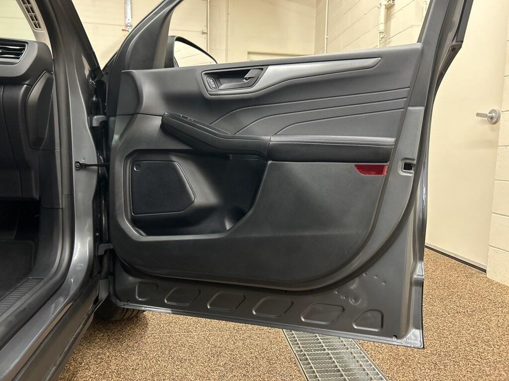 used 2025 Ford Escape car