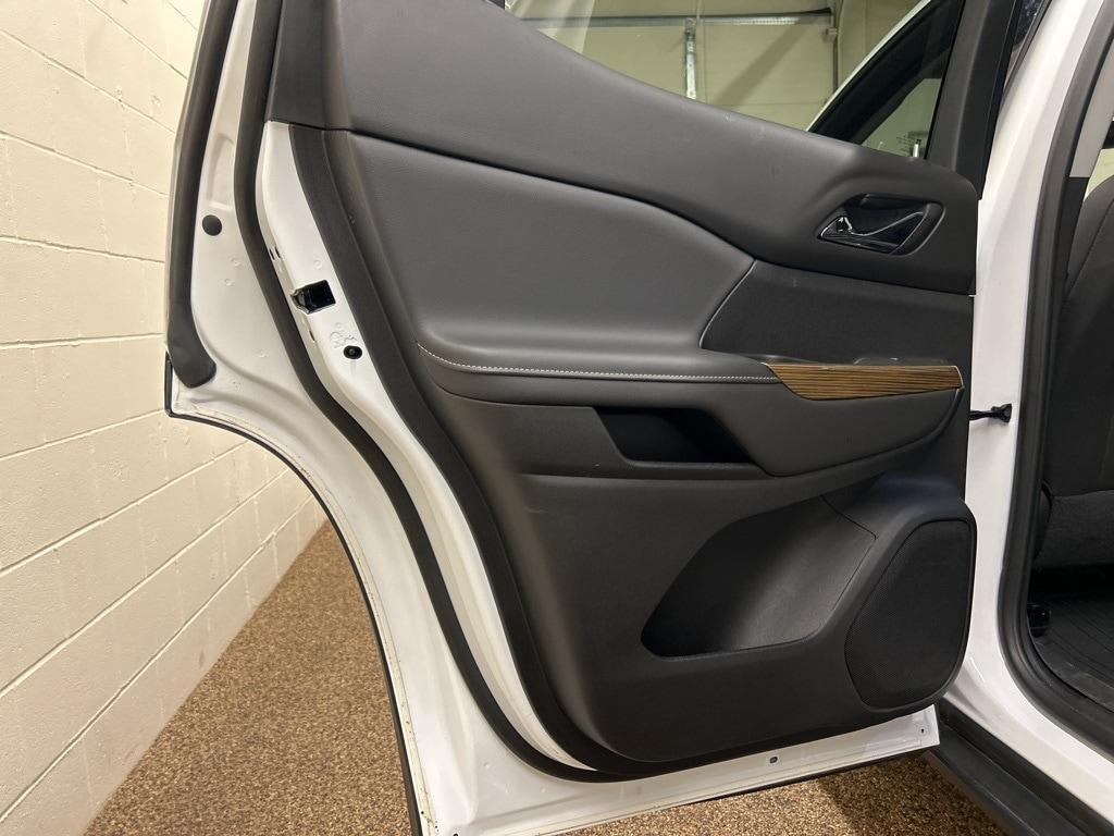 used 2023 GMC Acadia car, priced at $28,000