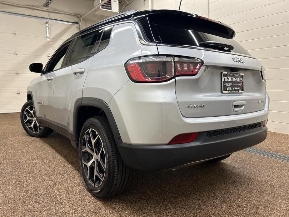 new 2024 Jeep Compass car, priced at $31,561