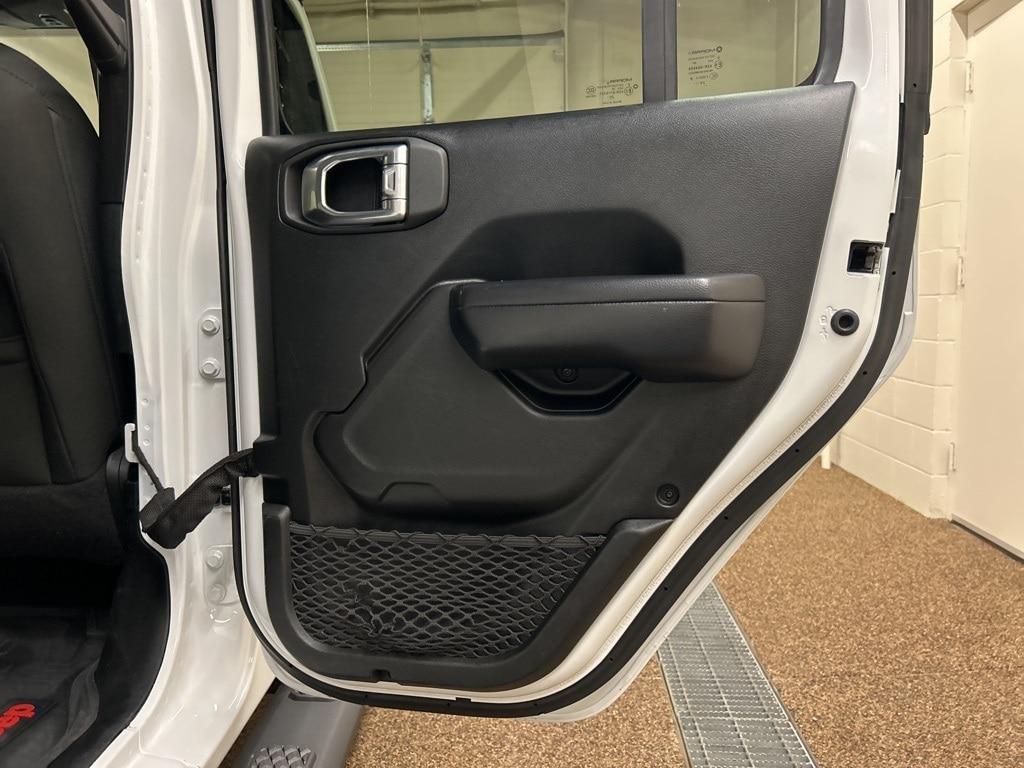 used 2021 Jeep Gladiator car, priced at $31,000