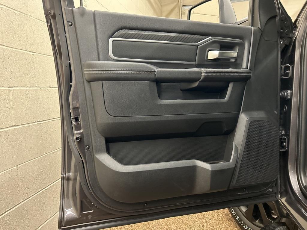 new 2025 Ram 2500 car
