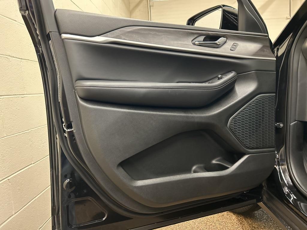 new 2025 Jeep Grand Cherokee L car, priced at $50,814