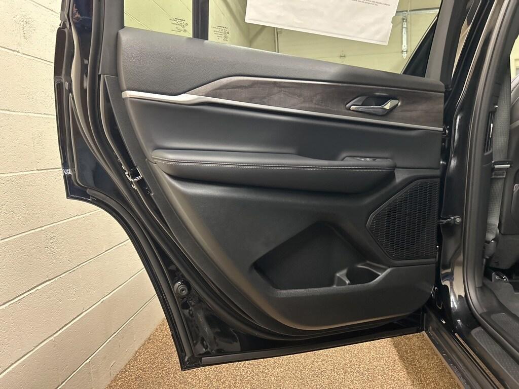 new 2025 Jeep Grand Cherokee L car, priced at $50,814