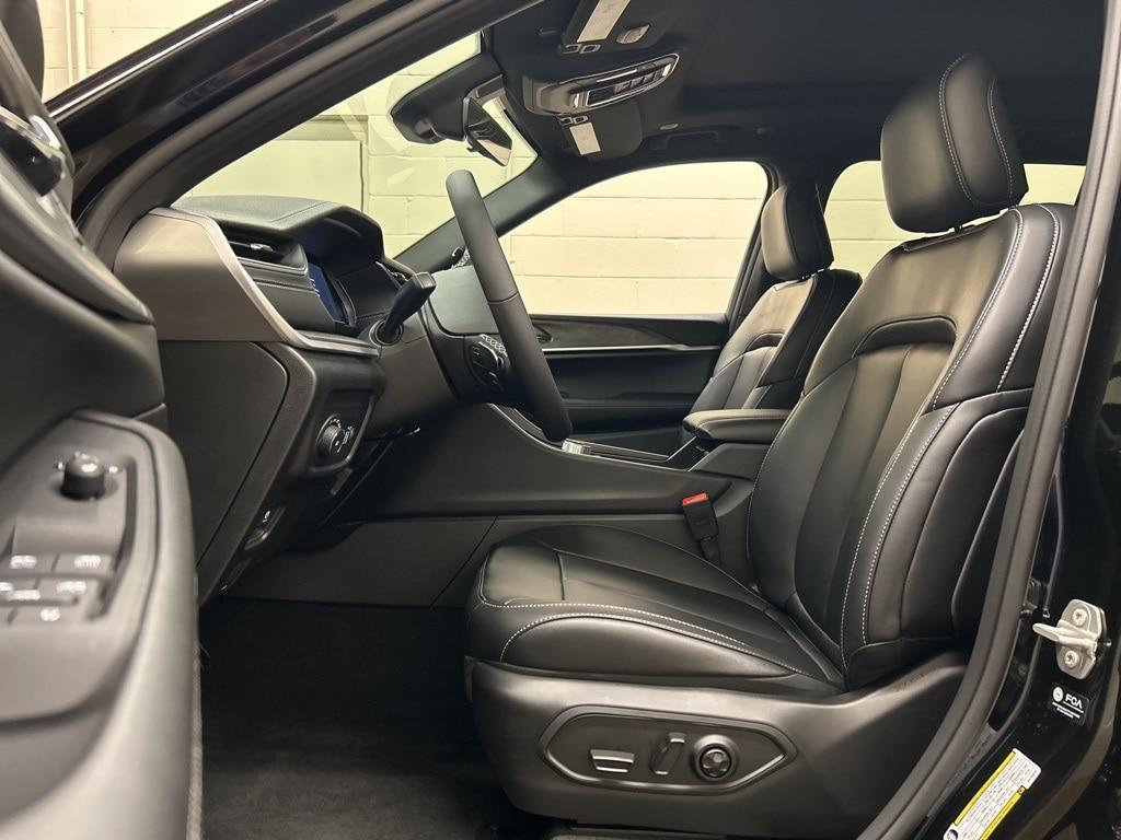 new 2025 Jeep Grand Cherokee L car, priced at $50,814