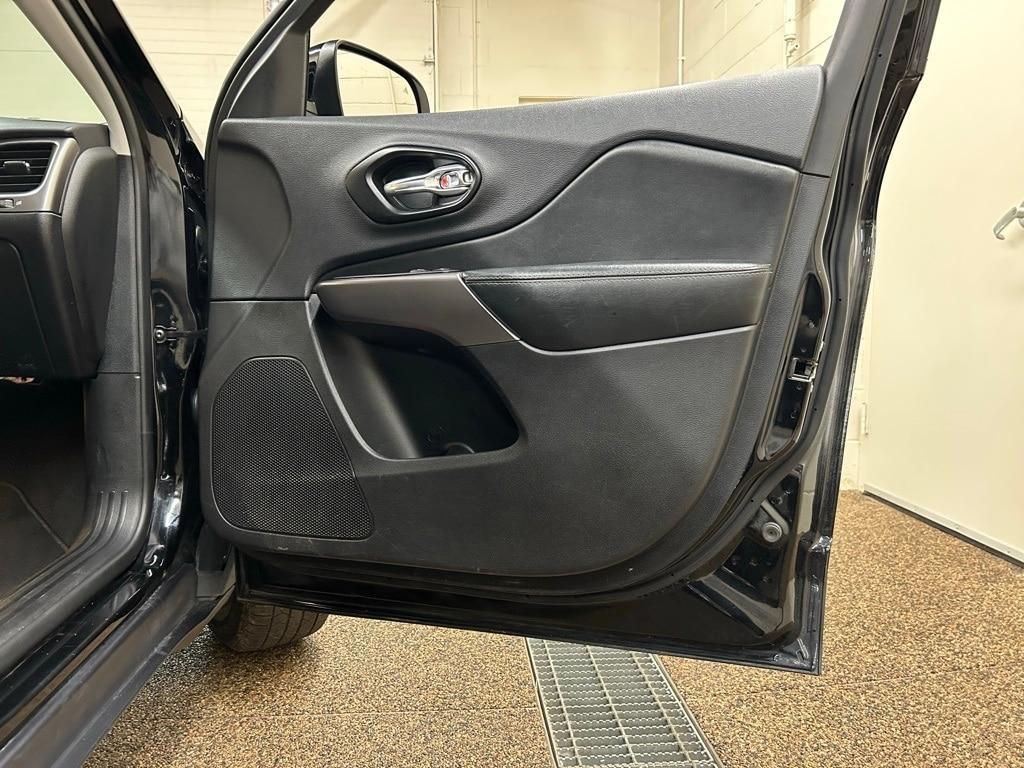 used 2022 Jeep Cherokee car, priced at $24,000