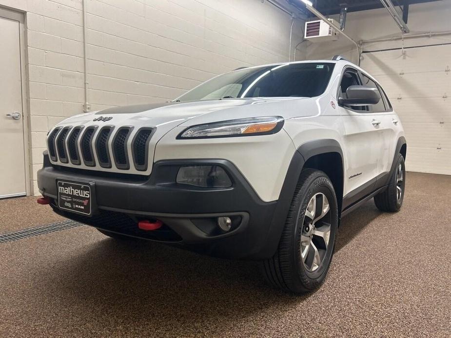 used 2014 Jeep Cherokee car, priced at $13,990