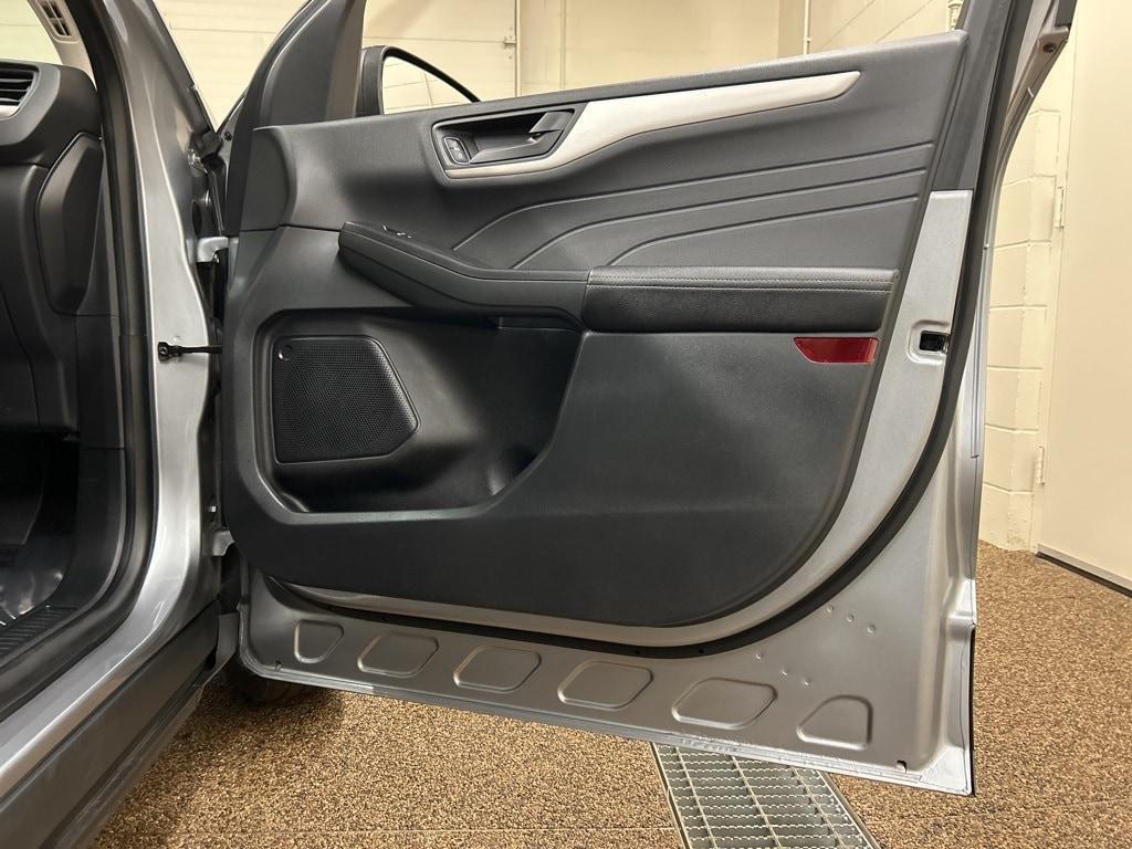 used 2022 Ford Escape car, priced at $20,224