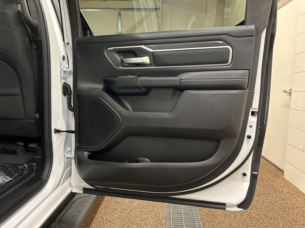 new 2025 Ram 1500 car