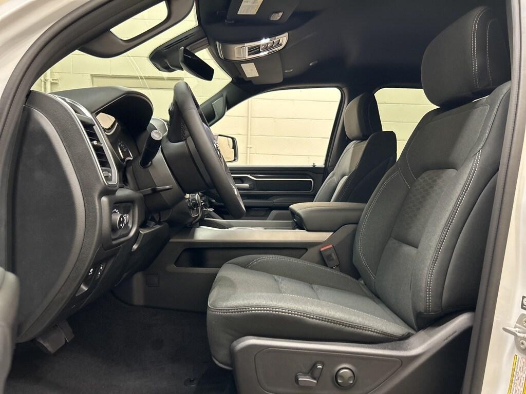 new 2025 Ram 1500 car