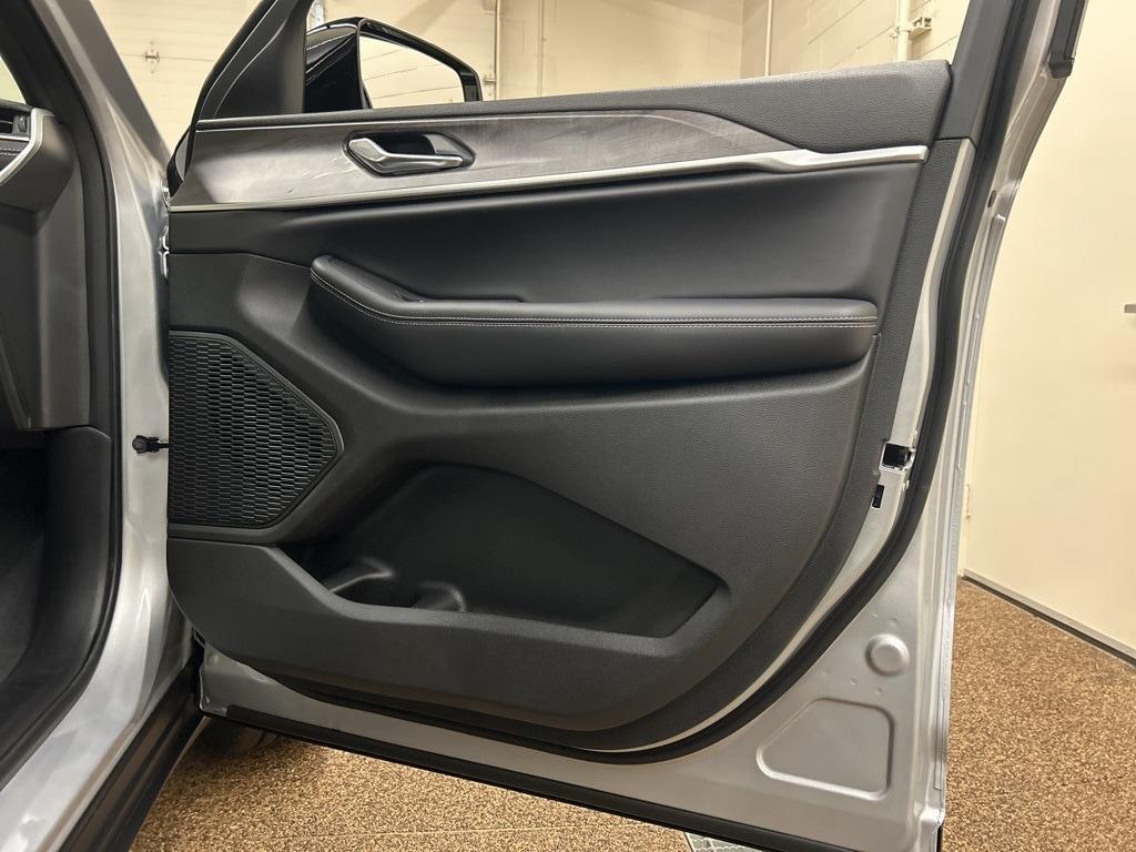 new 2025 Jeep Grand Cherokee L car, priced at $50,814