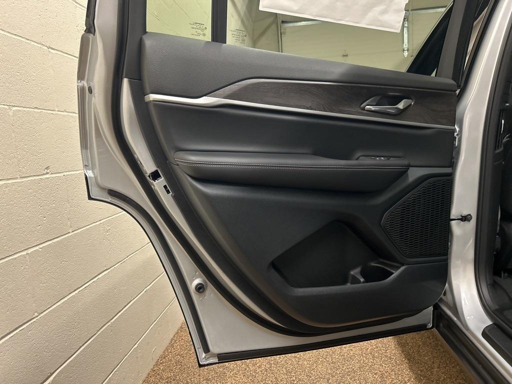 new 2025 Jeep Grand Cherokee L car, priced at $50,814