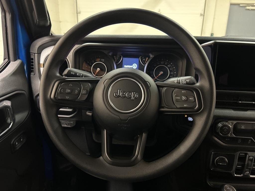 new 2025 Jeep Wrangler car